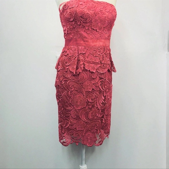 Cache Dresses & Skirts - Coche dress beautiful coral color very well made lace dress